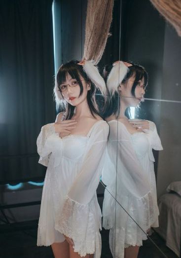 小sao货把臀撅起来调教视频_4K日本电影免费