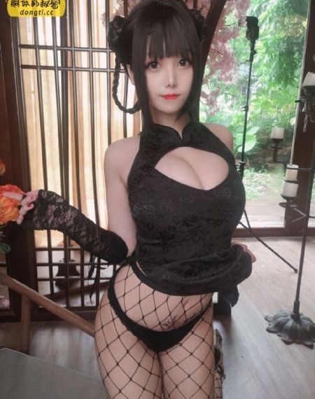 国产白丝嫩模无圣光在线观看_剧情片神马在线观看