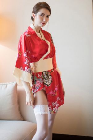 免费精品久久久久久中文字幕_国语迅雷下载