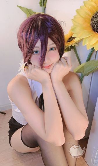 日本成人精品_1080P电影完整版在线观看