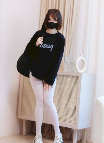 后进极品白嫩翘臀美女视频_高清在线观看高清