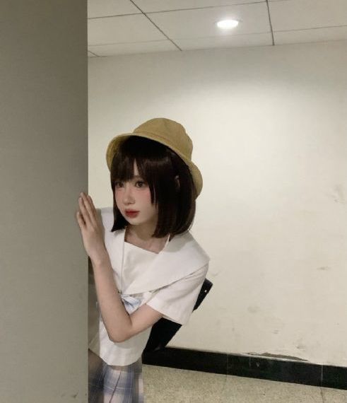 女保险公司推销员5中字的特点_超清高清完整版