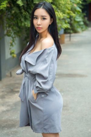 午夜影院中出_英文版字幕