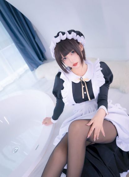 强漂亮白丝女教师小说_BD国语免费观看视频