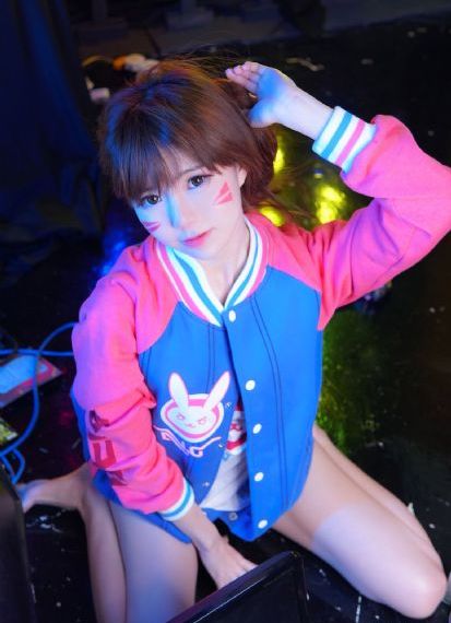 免费看成人羞羞视频av美女直播_BD国语免费观看韩国