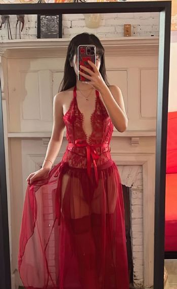 调教跪打耳光虐羞辱贱女王视频_BD英语在线播放观看