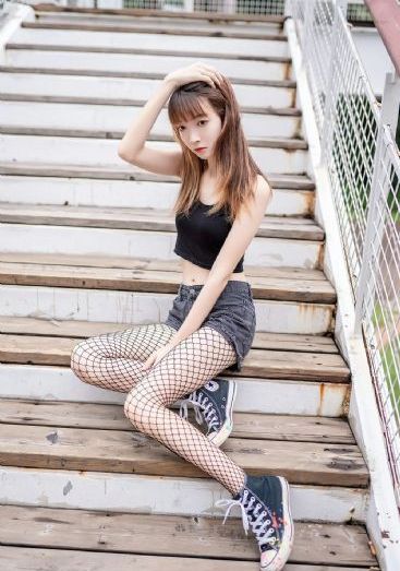 起碰免费视频在线_青苹果乐园免费高清观看
