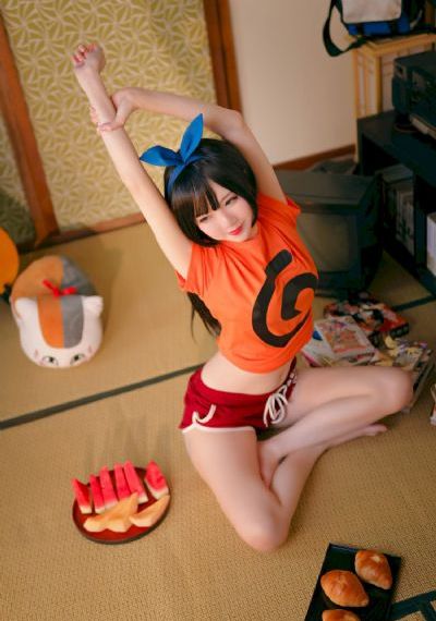 美女露内裤扒开腿让男生桶_迅雷极速版下载