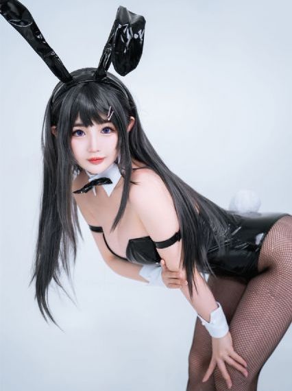 女仆扒开腿秘让人桶爽屁股_蓝光手机在线观看